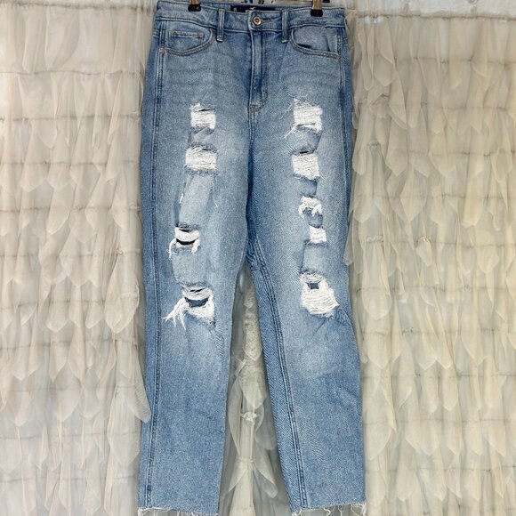 Hollister Ultra High-Rise Mom Distressed Jeans | Women's Size 26W x 25L - Picture 1 of 5